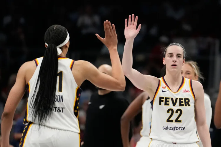 Clark praises Fever for being 'super resilient'